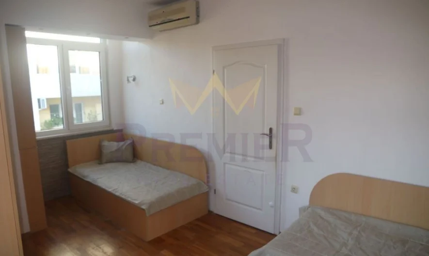 ТРИСТАЕН АПАРТАМЕНТ, ОБЩИНАТА -  - снимка 9 - Имоти Премиер