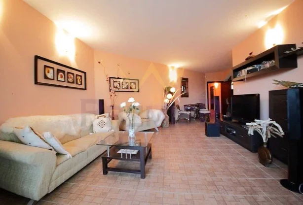 Агенция за недвижими имоти - Имоти Премиер - имот - 689330, Цена: 96000 EUR