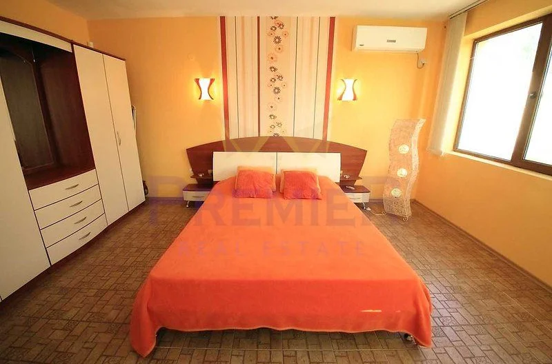 Тристаен апартамент, обзаведен, Балчик -  - снимка 9 - Имоти Премиер