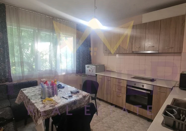 ТРИСТАЕН АПАРТАМЕНТ, ОКРЪЖНА БОЛНИЦА -  - снимка 1 - Имоти Премиер