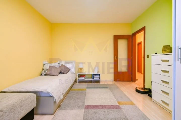 Тристаен апартамент Овча купел - - снимка 14 - Имоти Премиер