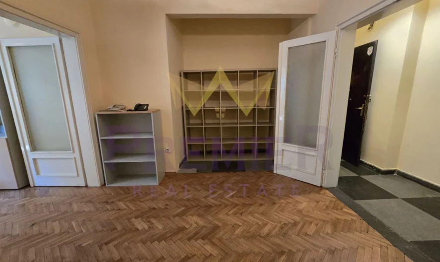 Тристаен апартамент под наем в района на кв. Оборище - - снимка 3 - Имоти Премиер