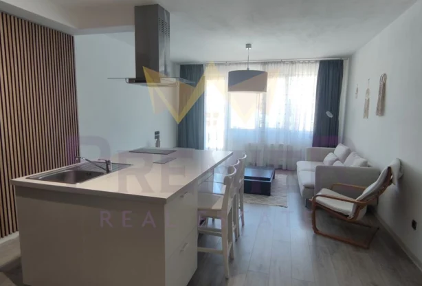 Тристаен апартамент под наем в района на кв. Витоша. -  - снимка 1 - Имоти Премиер