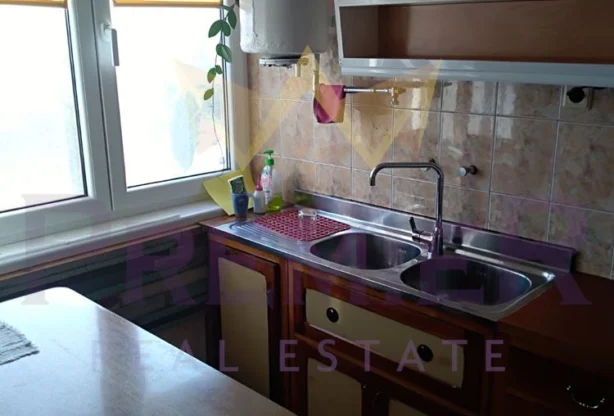 Агенция за недвижими имоти - Имоти Премиер - имот - 1075625, Цена: 350 EUR