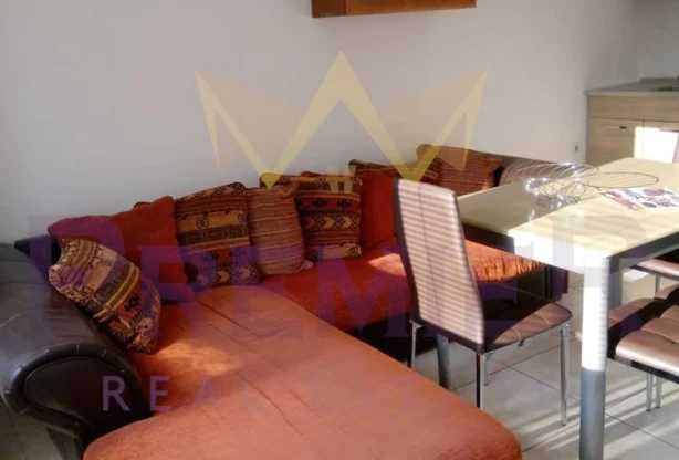 Агенция за недвижими имоти - Имоти Премиер - имот - 1182609, Цена: 460 EUR