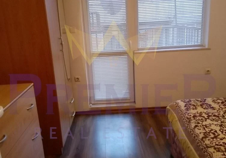 ТРИСТАЕН АПАРТАМЕНТ ПОГРЕБИ ДВЕ СПАЛНИ -  - снимка 8 - Имоти Премиер