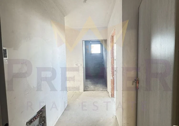 Тристаен апартамент, Полигона -  - снимка 1 - Имоти Премиер