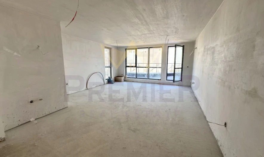 Тристаен апартамент, Полигона - - снимка 1 - Имоти Премиер