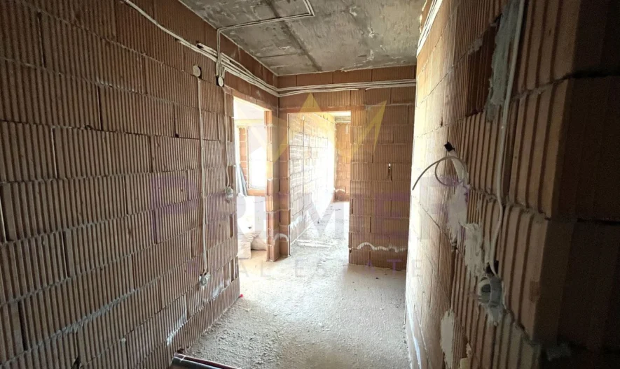 Тристаен апартамент, Полигона - - снимка 4 - Имоти Премиер