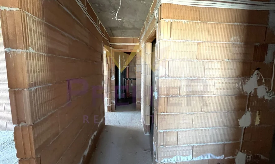 Тристаен апартамент, Полигона - - снимка 5 - Имоти Премиер