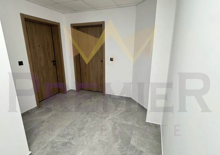 Тристаен апартамент Полигона - - снимка 9 - Имоти Премиер