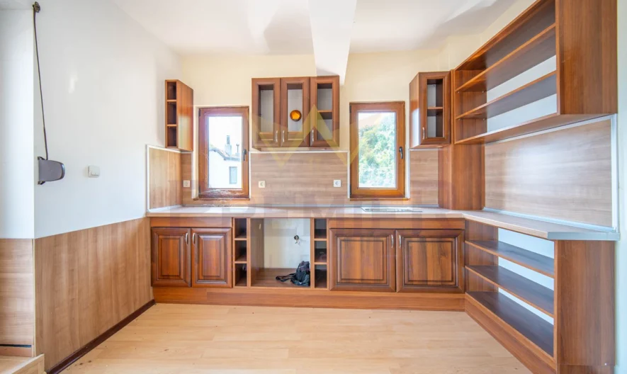 Агенция за недвижими имоти - Имоти Премиер - имот - 1031863, Цена: 138000 EUR