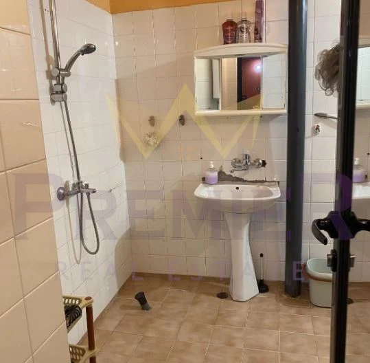 Тристаен апартамент с морска панорама в района Автогара, гр. Варна -  - снимка 2 - Имоти Премиер