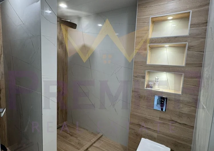 Тристаен апартамент с неповторима гледка към морето - - снимка 19 - Имоти Премиер