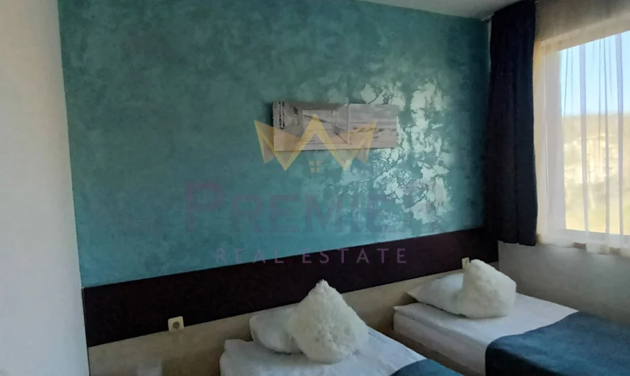 Тристаен апартамент с невероятна морска панорама - - снимка 8 - Имоти Премиер