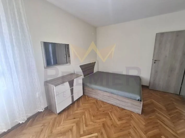 Тристаен апартамент с отлична локация в кв. Възраждане, гр. Бургас -  - снимка 5 - Имоти Премиер