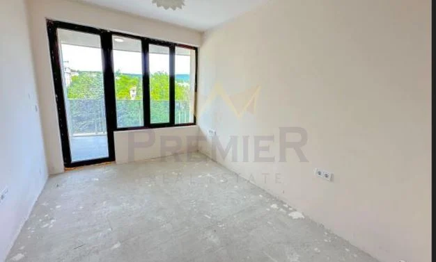 Агенция за недвижими имоти - Имоти Премиер - имот - 922053, Цена: 155000 EUR