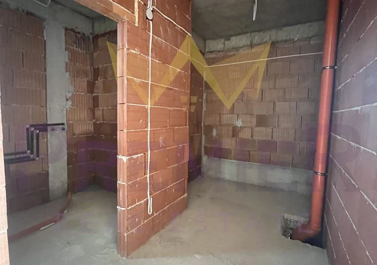 ТРИСТАЕН АПАРТАМЕНТ С ПАНОРАМНА ТЕРАСА -  - снимка 4 - Имоти Премиер