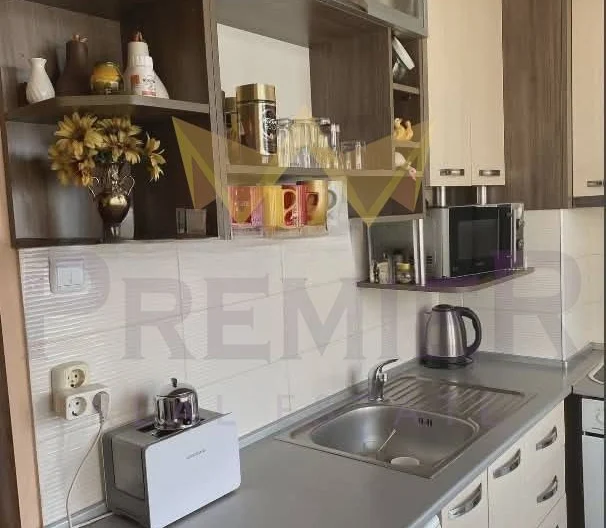 🏡 ТРИСТАЕН АПАРТАМЕНТ С ПРЕКРАСНА ГЛЕДКА КЪМ ВАРНЕНСКОТО ЕЗЕРО -  - снимка 11 - Имоти Премиер