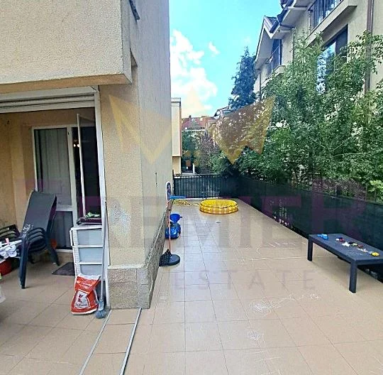 Тристаен апартамент със собствен двор в кв.Манастирски ливади - - снимка 12 - Имоти Премиер