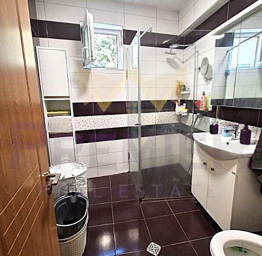 Тристаен апартамент със собствен двор в кв.Манастирски ливади -  - снимка 9 - Имоти Премиер