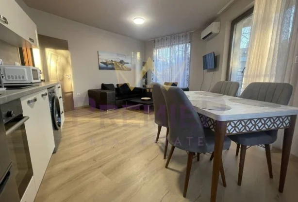 Агенция за недвижими имоти - Имоти Премиер - имот - 1059359, Цена: 850 EUR