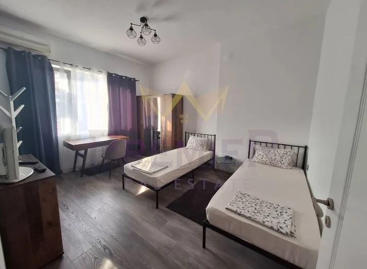 ТРИСТАЕН АПАРТАМЕНТ, ШИРОК ЦЕНТЪР -  - снимка 5 - Имоти Премиер