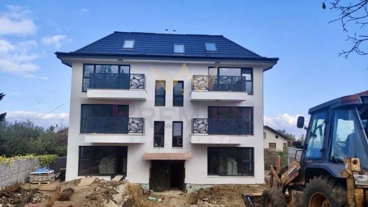 Тристаен апартамент, Симеоново -  - снимка 1 - Имоти Премиер