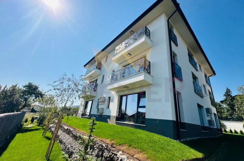 Тристаен апартамент, Симеоново - - снимка 1 - Имоти Премиер