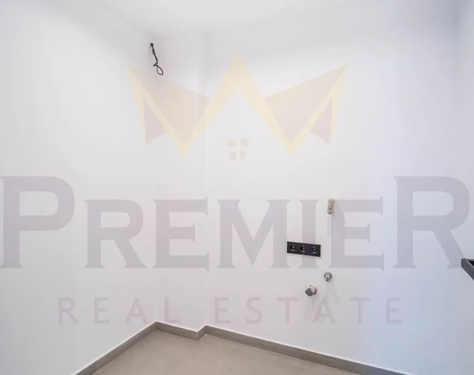 Тристаен апартамент след основен ремонт Гръцка Махала – гр. Варна -  - снимка 18 - Имоти Премиер