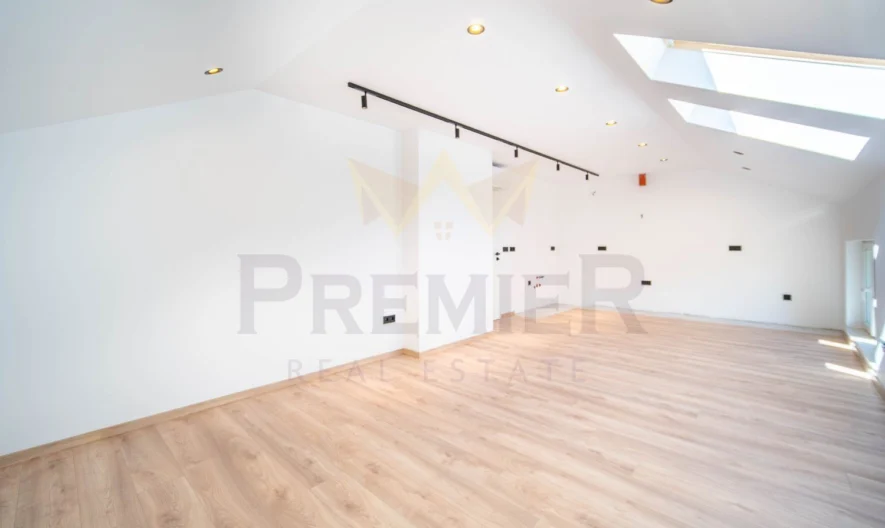 Тристаен апартамент след основен ремонт Гръцка Махала – гр. Варна -  - снимка 27 - Имоти Премиер