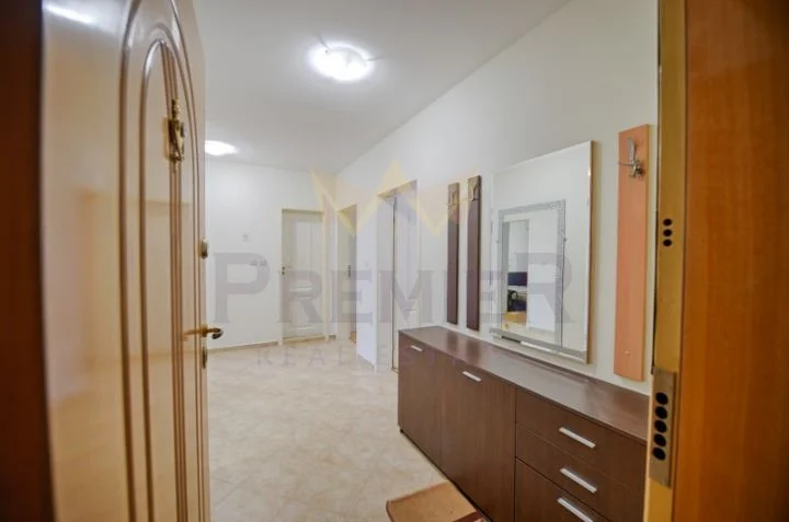 TRISTAEN APARTAMENT, SPORTNA ZALA -  - snimka 10 - Imoti Premier