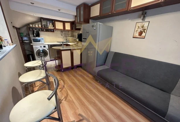 Агенция за недвижими имоти - Имоти Премиер - имот - 1103323, Цена: 750 EUR