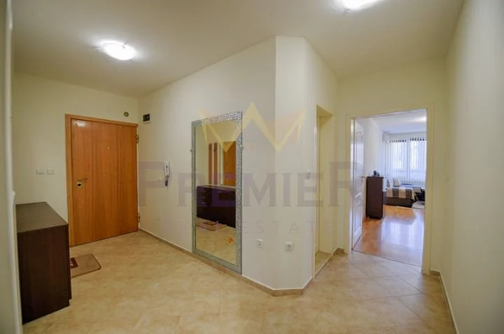 TRISTAEN APARTAMENT, SPORTNA ZALA -  - snimka 9 - Imoti Premier