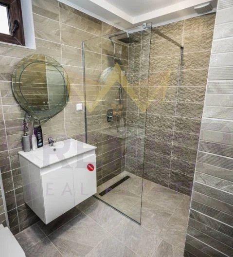 Тристаен апартамент -Св Константин и Елена - - снимка 5 - Имоти Премиер