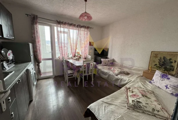 Агенция за недвижими имоти - Имоти Премиер - имот - 1155515, Цена: 700 EUR