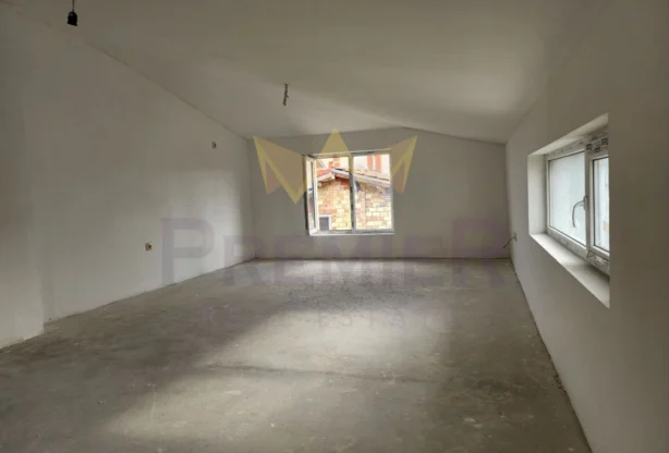 Агенция за недвижими имоти - Имоти Премиер - имот - 1072467, Цена: 104000 EUR