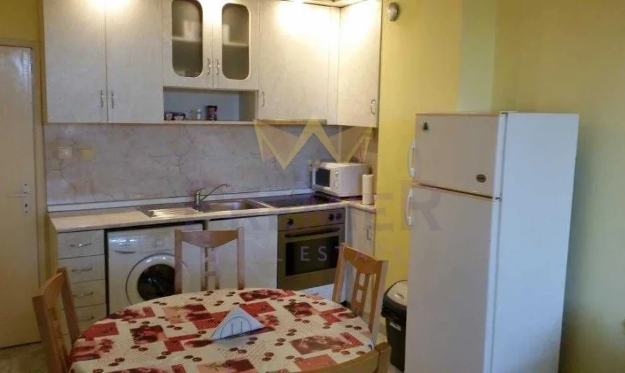 ТРИСТАЕН АПАРТАМЕНТ ЦЕНТЪР -  - снимка 1 - Имоти Премиер