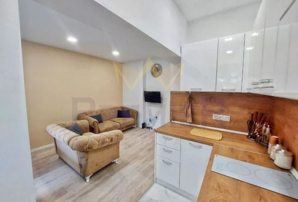 Агенция за недвижими имоти - Имоти Премиер - имот - 1088019, Цена: 850 EUR