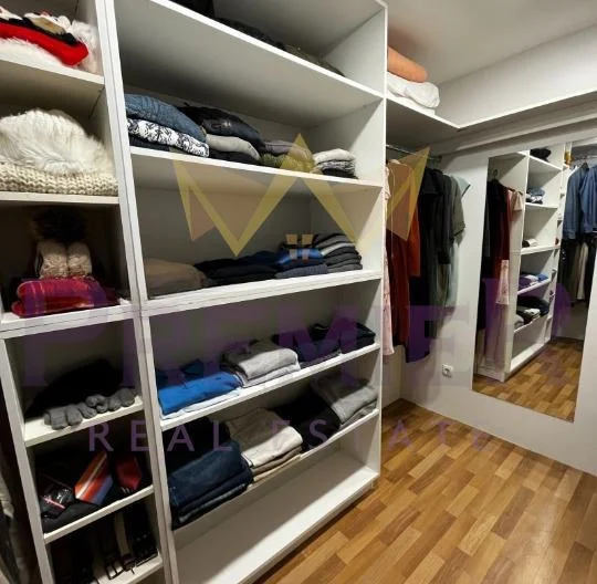 Тристаен апартамент ЦЕНТЪР -  - снимка 10 - Имоти Премиер