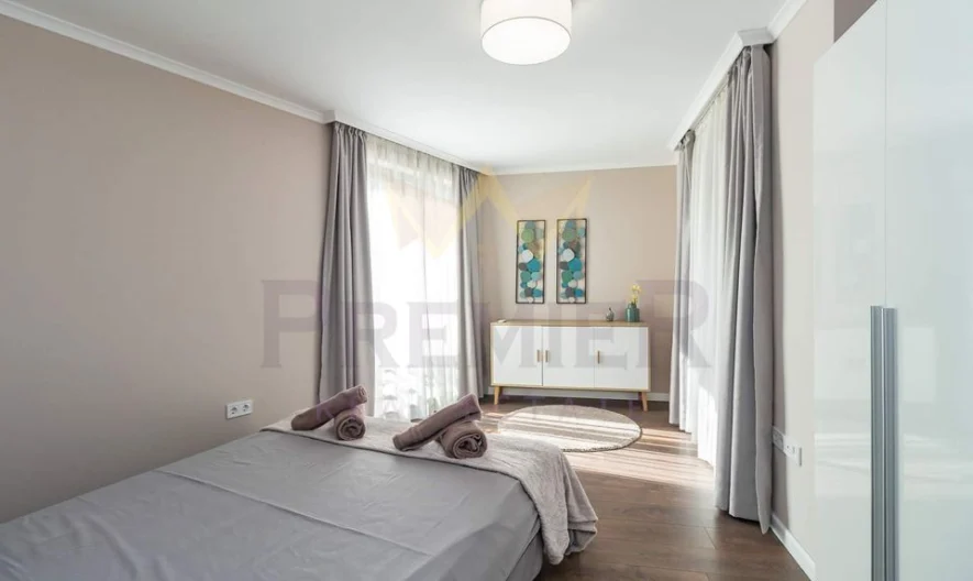 ТРИСТАЕН АПАРТАМЕНТ, ЦЕНТЪР - - снимка 11 - Имоти Премиер