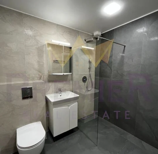 Тристаен апартамент ЦЕНТЪР -  - снимка 11 - Имоти Премиер