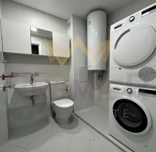 Тристаен апартамент ЦЕНТЪР -  - снимка 13 - Имоти Премиер