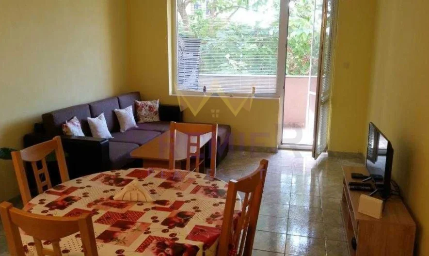 ТРИСТАЕН АПАРТАМЕНТ ЦЕНТЪР -  - снимка 2 - Имоти Премиер