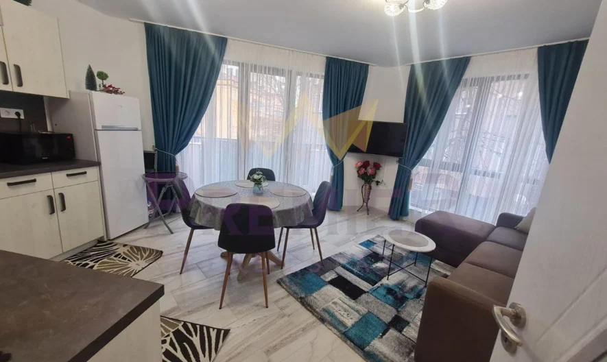 ТРИСТАЕН АПАРТАМЕНТ ЦЕНТЪР - - снимка 2 - Имоти Премиер