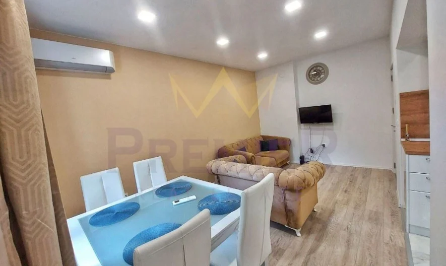 ТРИСТАЕН АПАРТАМЕНТ ЦЕНТЪР -  - снимка 3 - Имоти Премиер