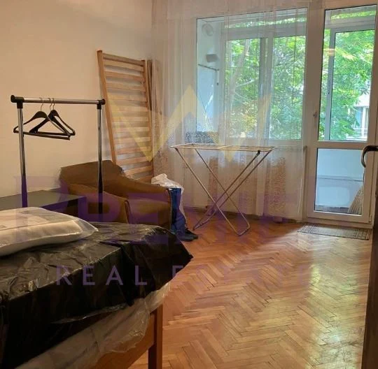 Тристаен апартамент ЦЕНТЪР - - снимка 4 - Имоти Премиер