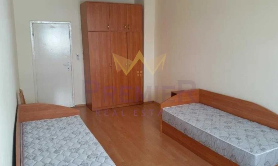 ТРИСТАЕН АПАРТАМЕНТ ЦЕНТЪР -  - снимка 5 - Имоти Премиер