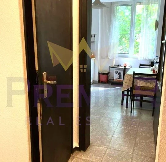 Тристаен апартамент ЦЕНТЪР -  - снимка 6 - Имоти Премиер