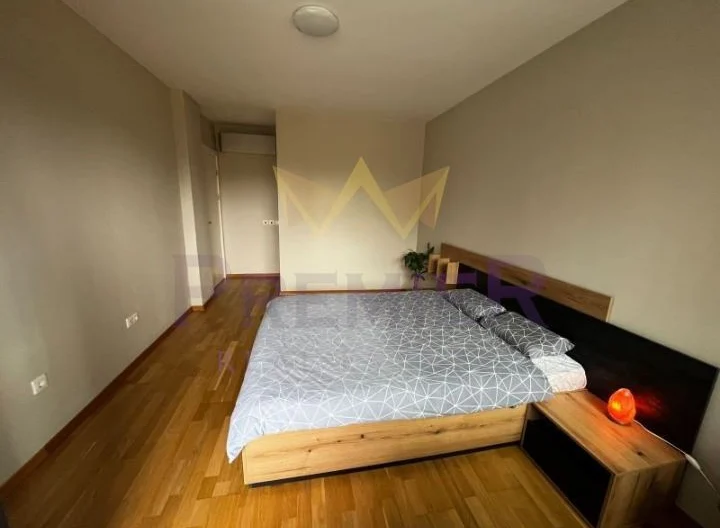 Тристаен апартамент ЦЕНТЪР - - снимка 8 - Имоти Премиер